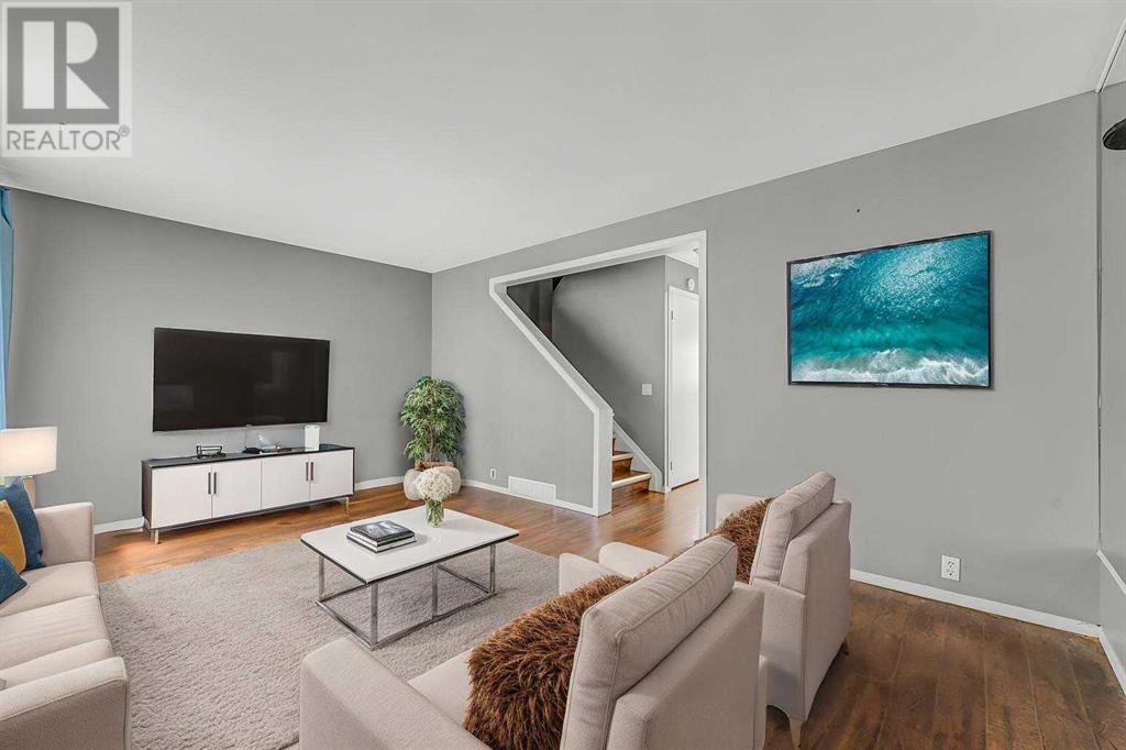 Property at 92, 2319 56 Street NE image 4