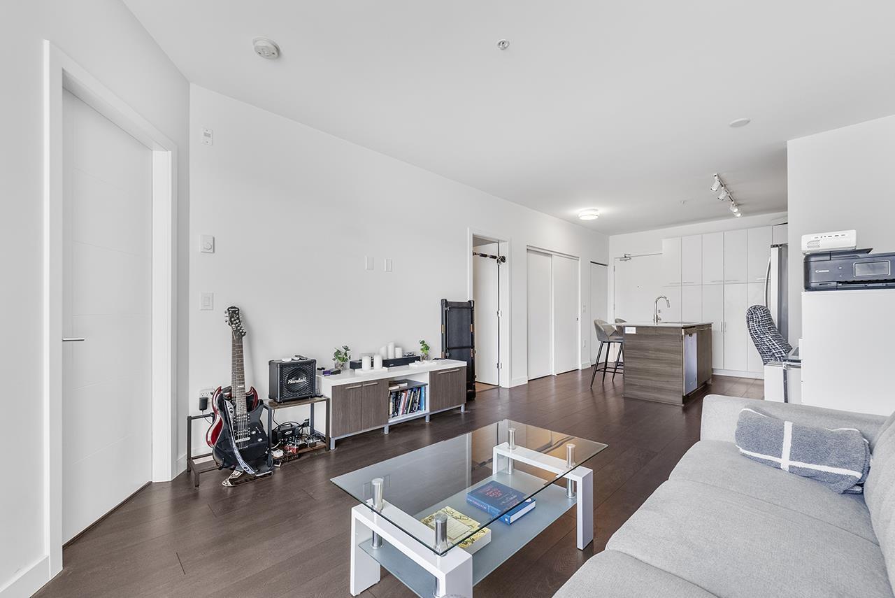 501 13963 105 Boulevard, Surrey, British Columbia  V4P 0G1 - Photo 2 - R3002217