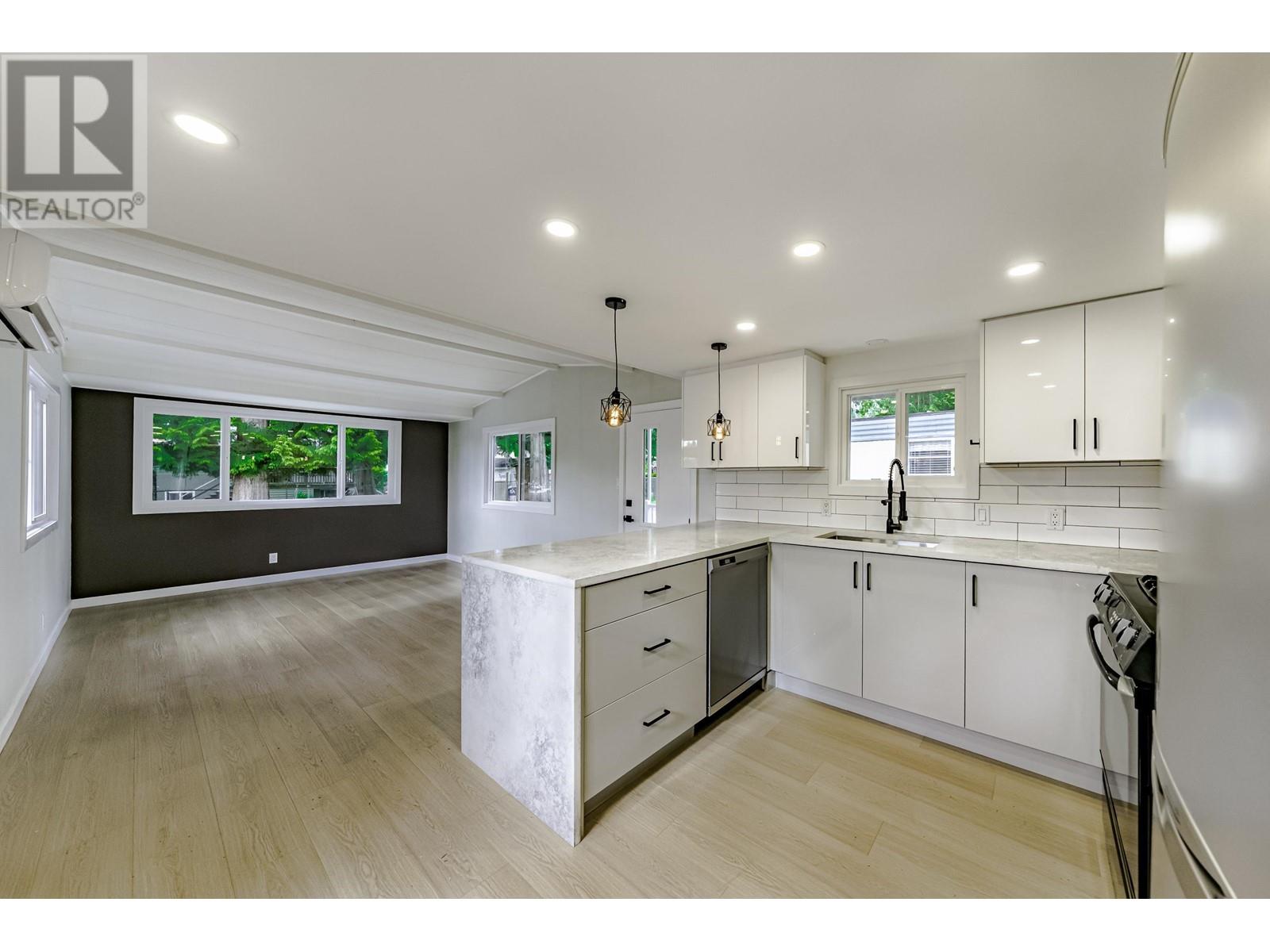 65 21163 Lougheed Highway, Maple Ridge, British Columbia  V2X 2R4 - Photo 15 - R2993335