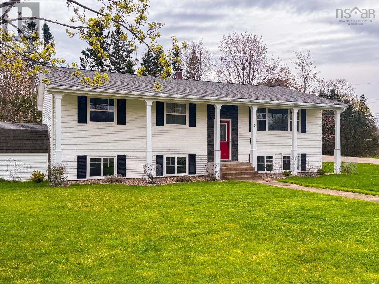 4 WINDEMERE Court, Truro, Nova Scotia