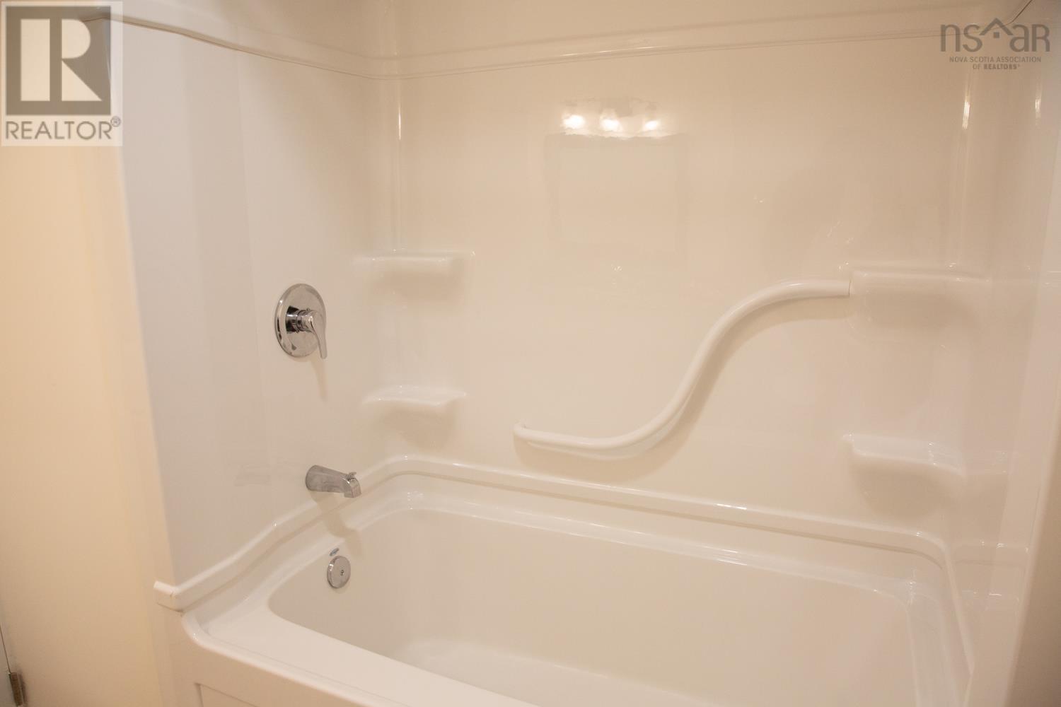4 Windemere Court, Truro, Nova Scotia  B2N 5X7 - Photo 32 - 202510851