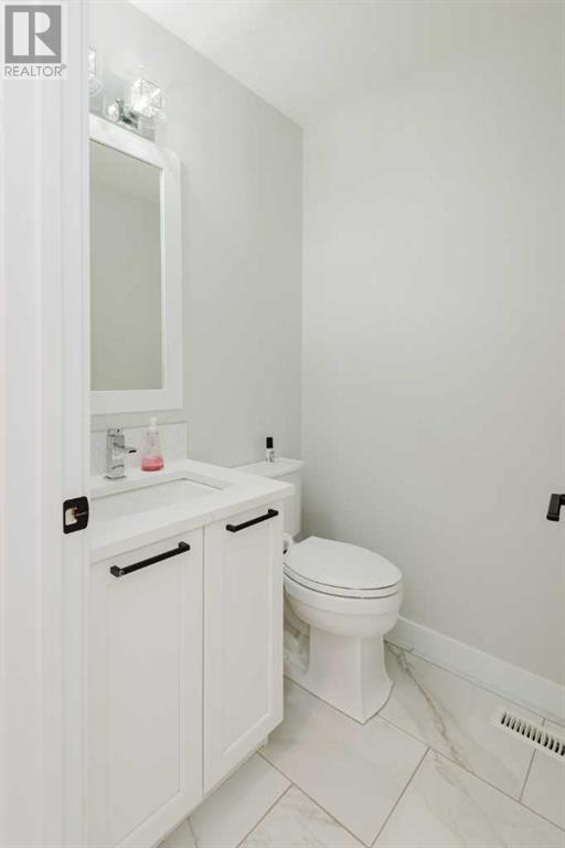Property at 12914 Royal Oaks Boulevard image 4