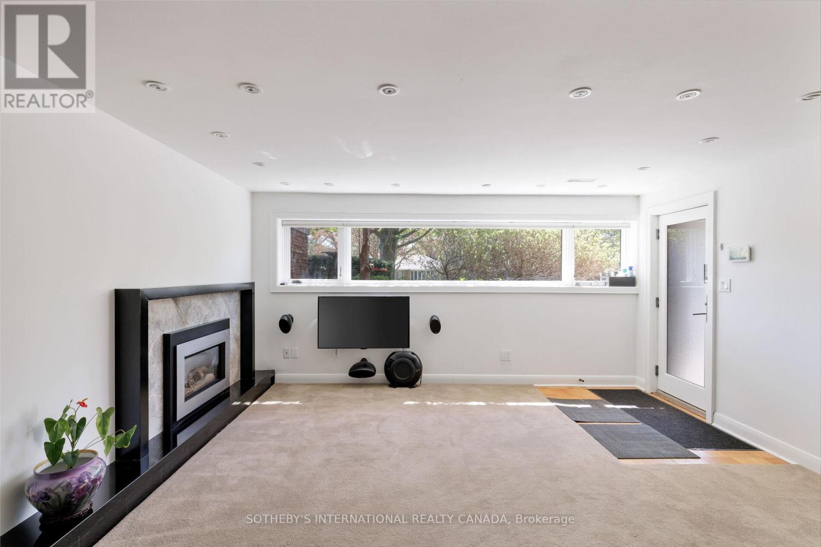 14 Plumbstead Court, Toronto, Ontario  M9A 1V5 - Photo 31 - W12141722