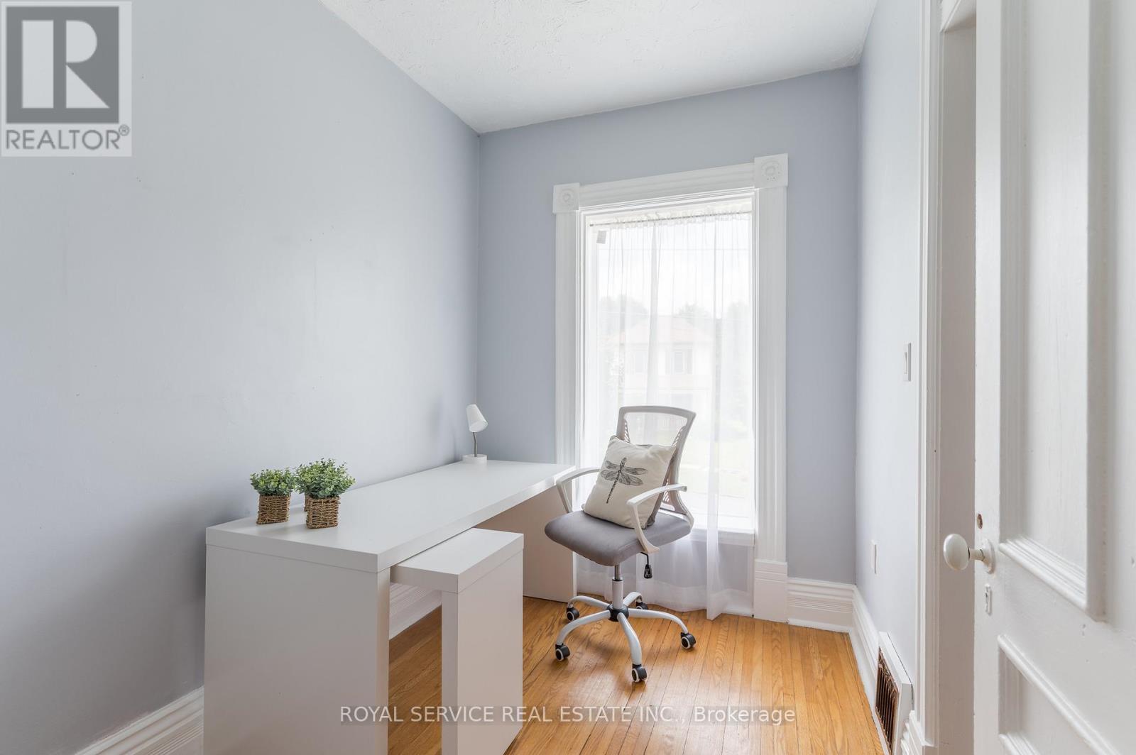 581 Sherbrooke Street, Peterborough Central, Ontario  K9J 2P4 - Photo 26 - X12145382