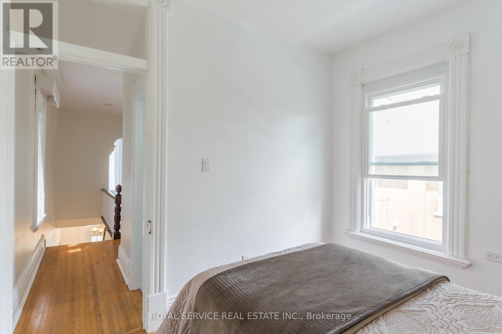 581 Sherbrooke Street, Peterborough Central, Ontario  K9J 2P4 - Photo 35 - X12145382