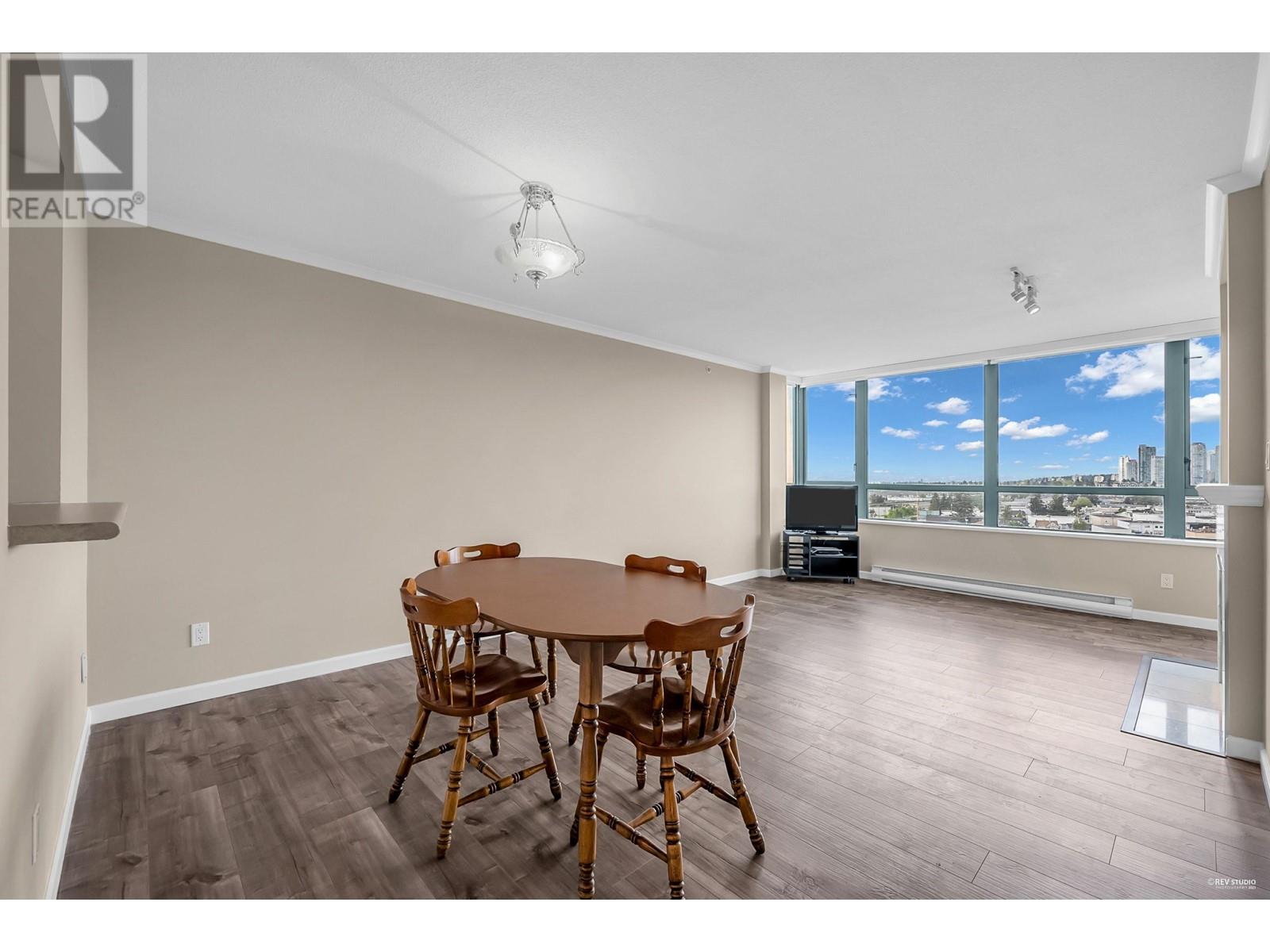 1402 6622 Southoaks Crescent, Burnaby, British Columbia  V5E 4K2 - Photo 5 - R2998554