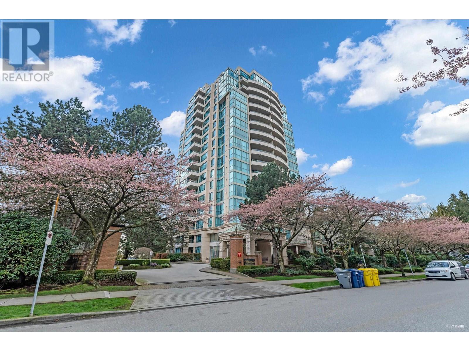 1402 6622 SOUTHOAKS CRESCENT, Burnaby, British Columbia