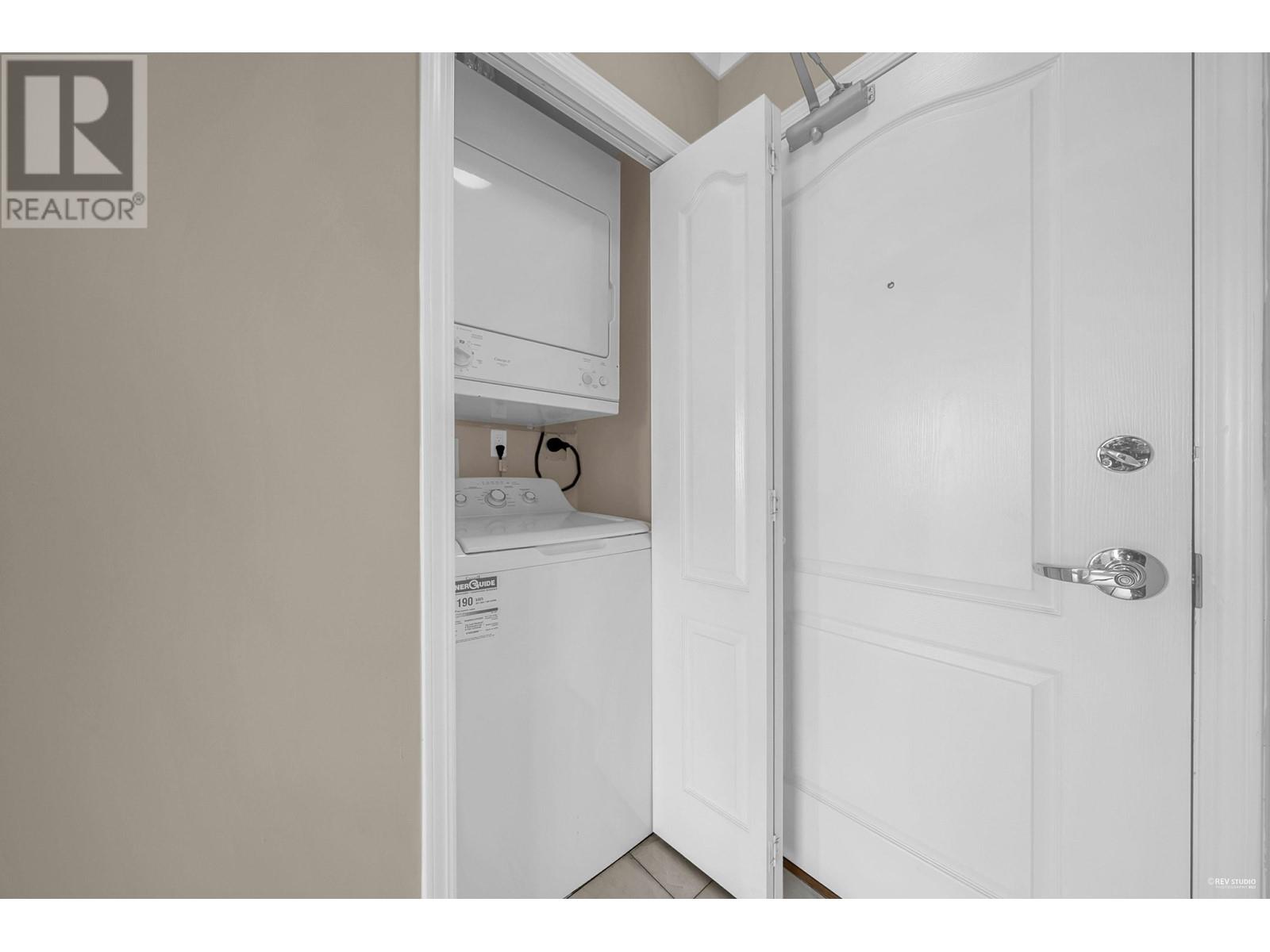 1402 6622 Southoaks Crescent, Burnaby, British Columbia  V5E 4K2 - Photo 13 - R2998554