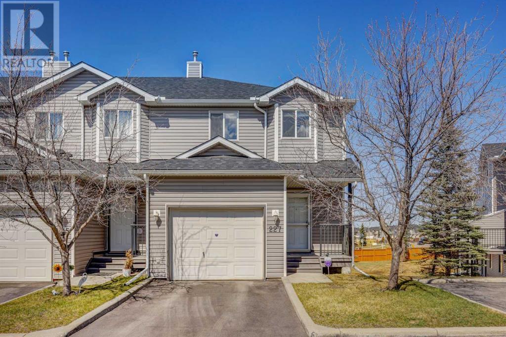 227 Taracove Place Ne, Calgary, Alberta  T3J 4T3 - Photo 1 - A2214036