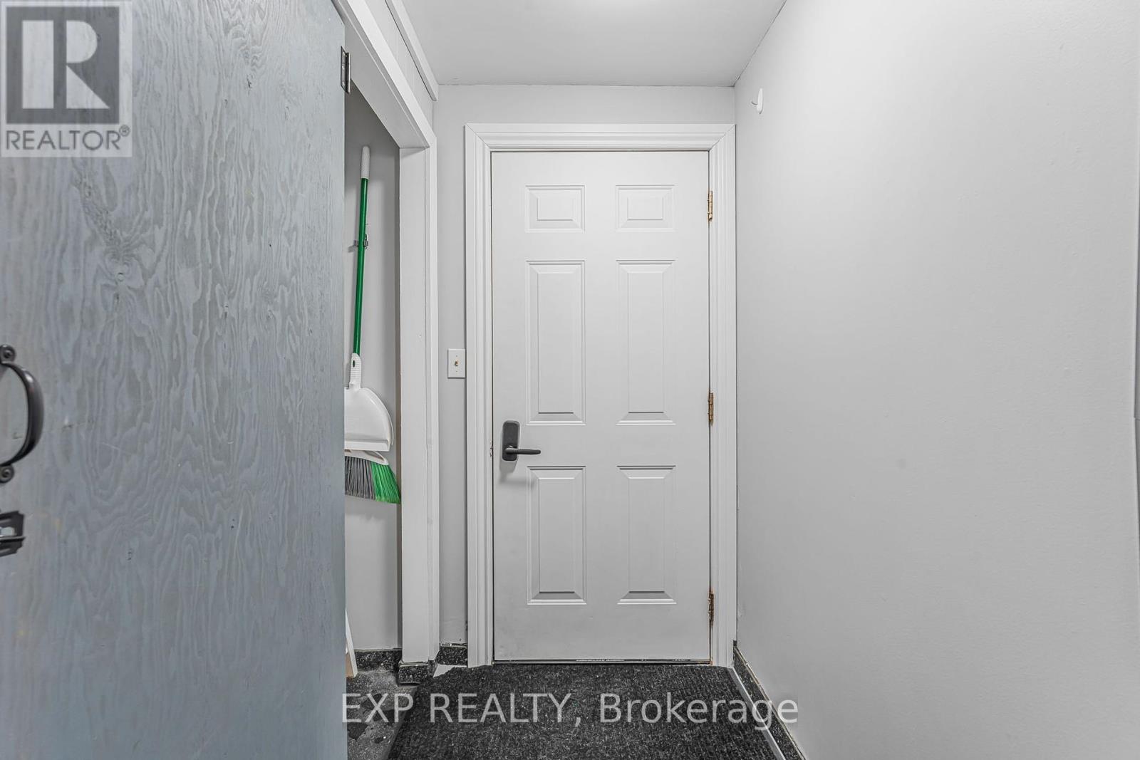 Property at 33 DOVER STREET image 4