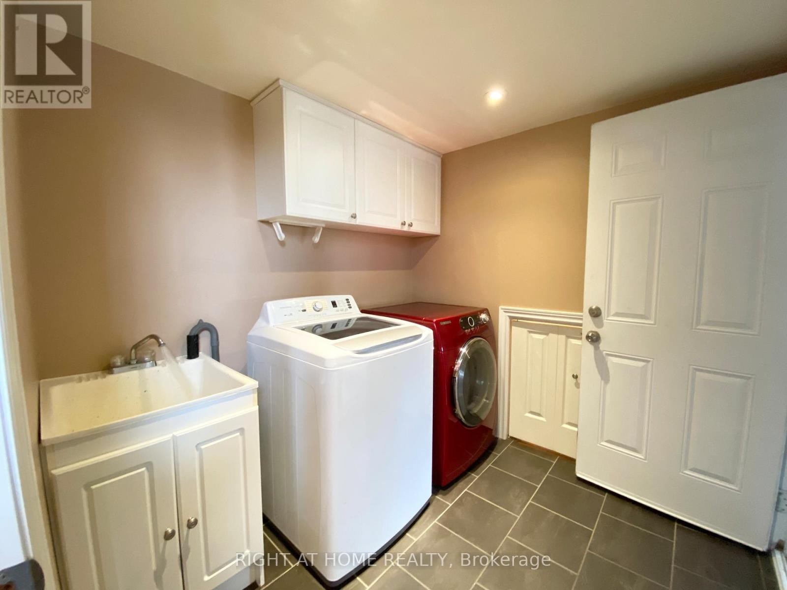 3640 Weinbrenner Road, Niagara Falls, Ontario  L2G 7Y3 - Photo 22 - X11993098