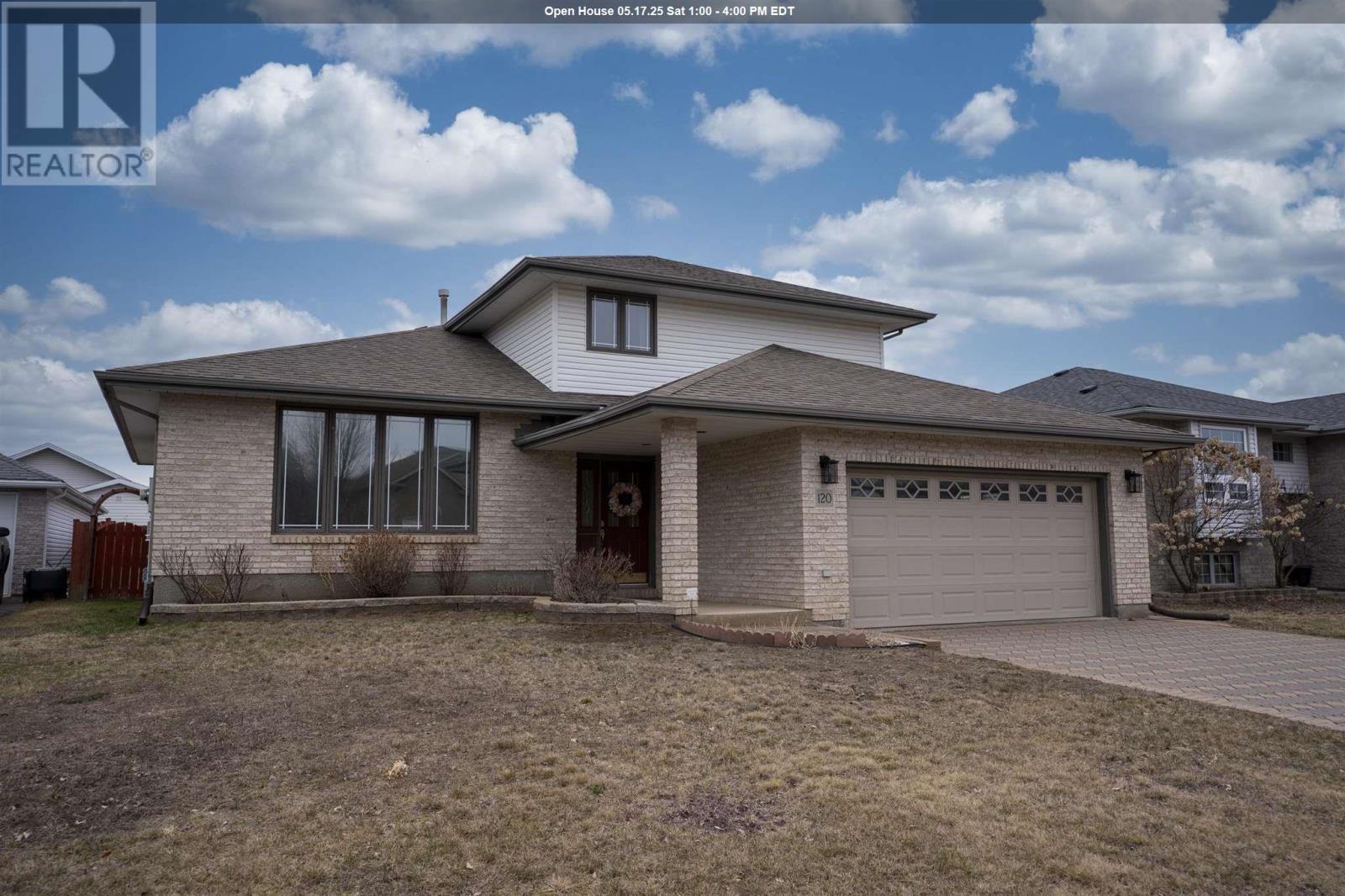 Property at 120 Wolverine CRES image 1