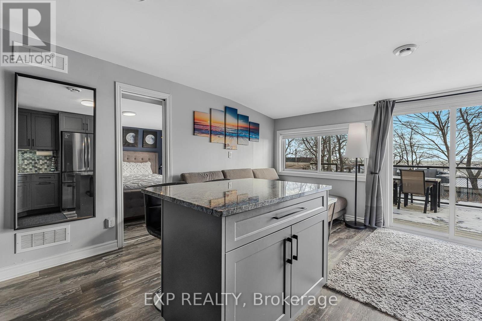 33 Dover Street, Haldimand, Ontario  N1A 2W6 - Photo 17 - X12141536