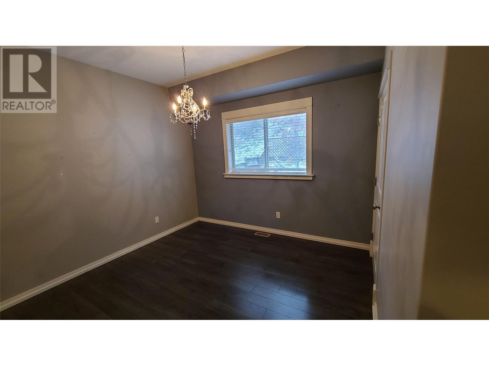 1047 Mt Ida Drive, Vernon, British Columbia  V1B 4A7 - Photo 12 - 10347720