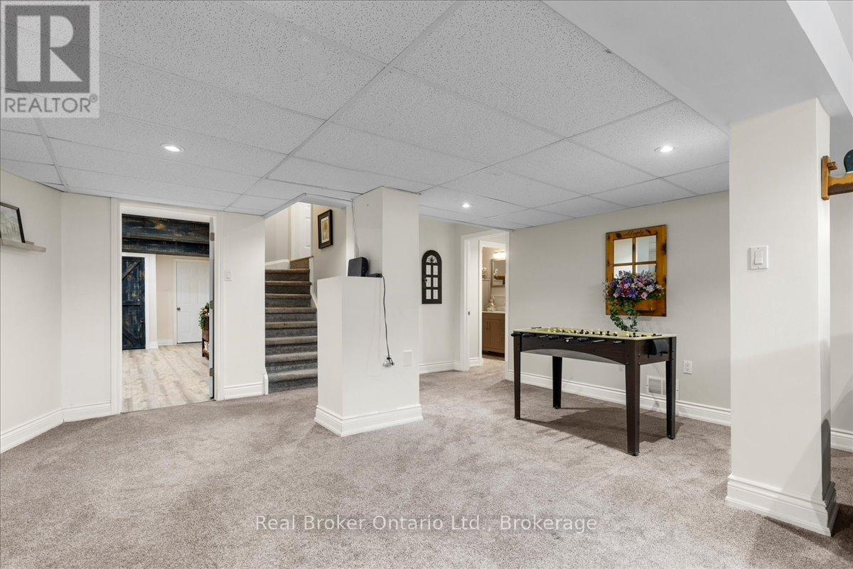 125 Blackburn Drive, Brant, Ontario  N3T 6S2 - Photo 29 - X12145502
