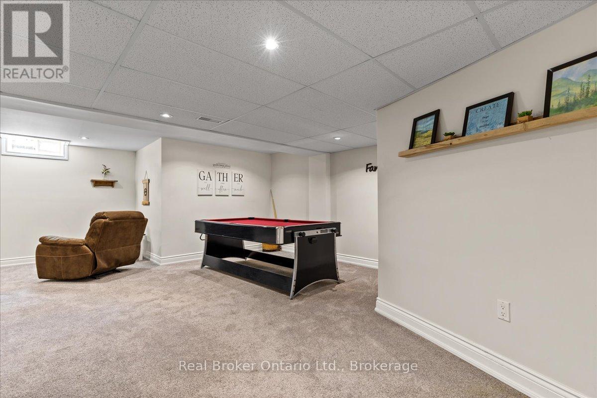 125 Blackburn Drive, Brant, Ontario  N3T 6S2 - Photo 32 - X12145502