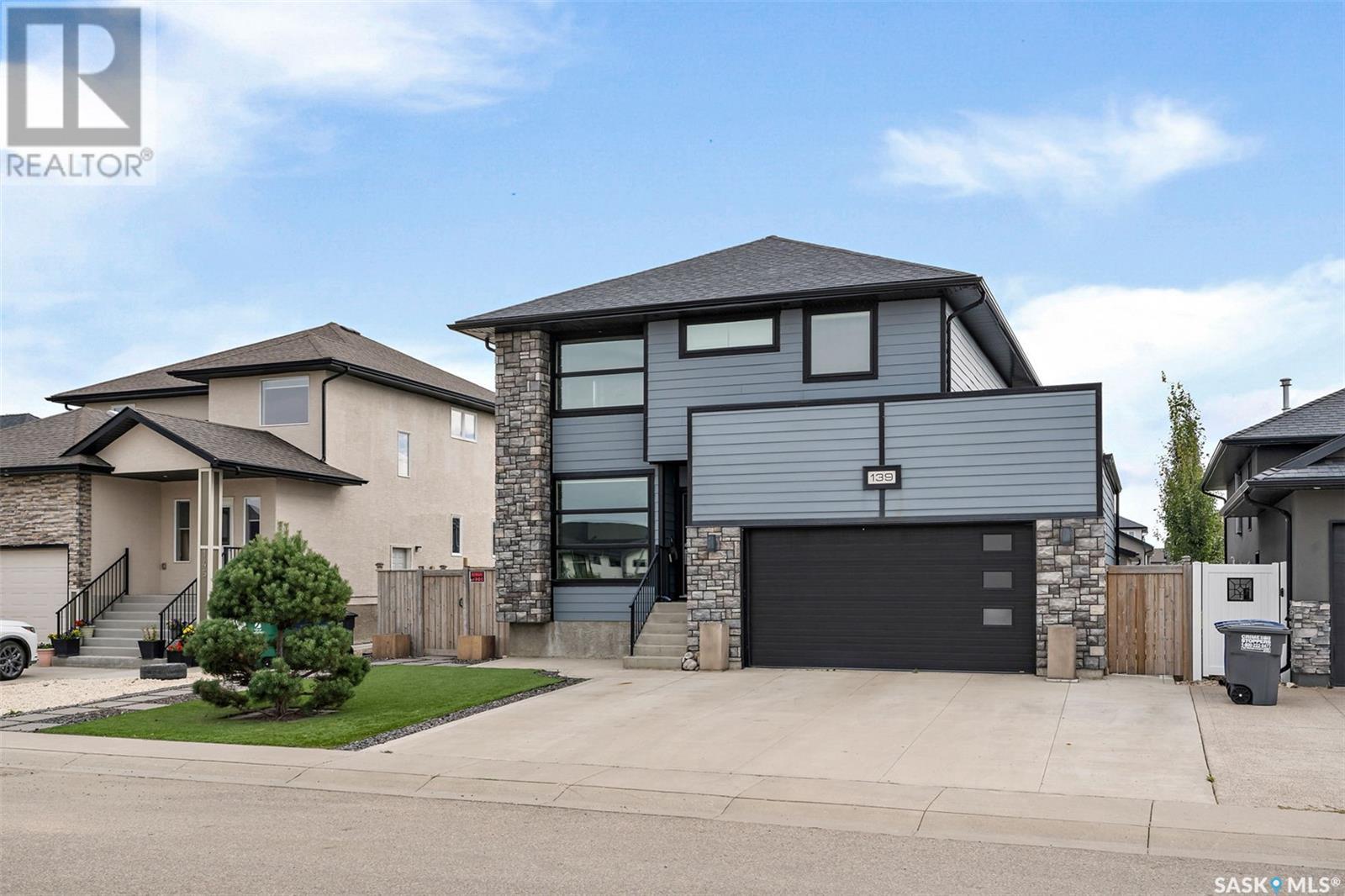 Property at 139 Johns ROAD image 3