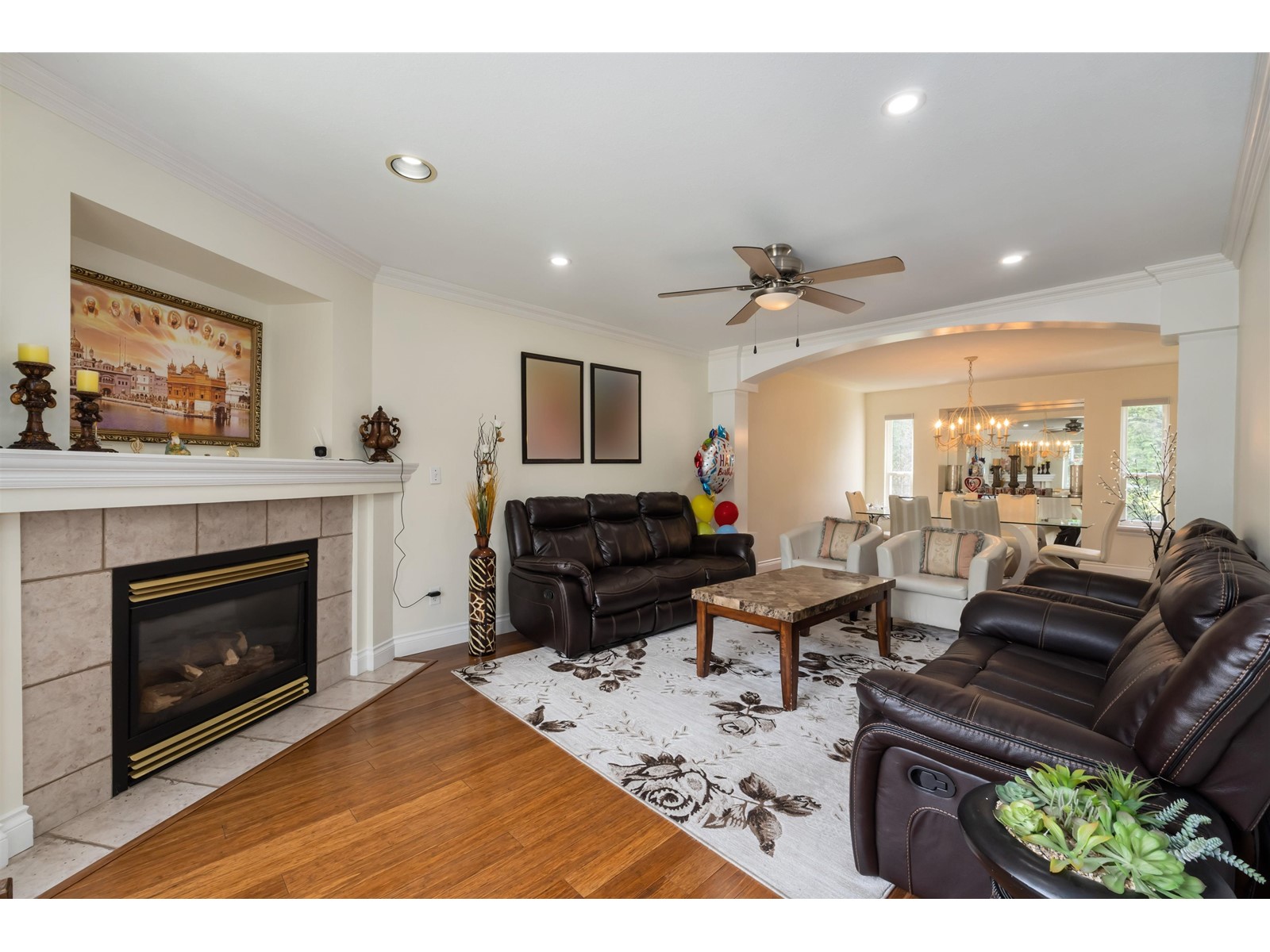 Property at 16840 60A AVENUE image 2