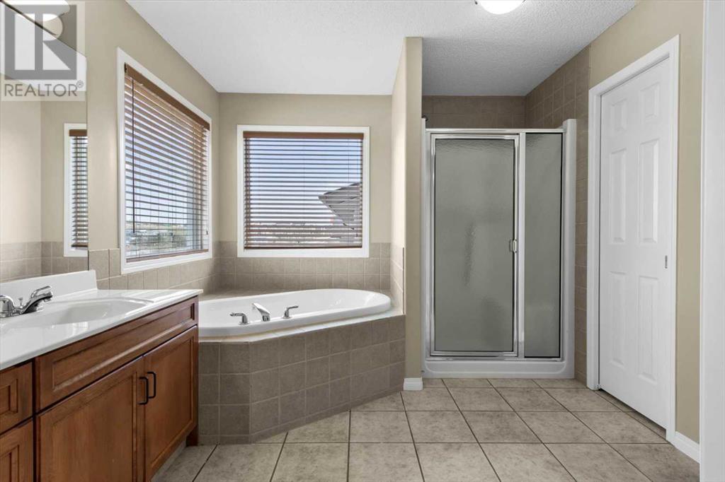 95 St Moritz Terrace Sw, Calgary, Alberta  T3H 5Y1 - Photo 33 - A2215958