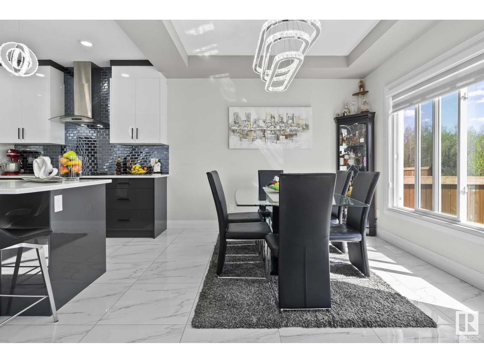 Property at 6423 175 AV NW image 3