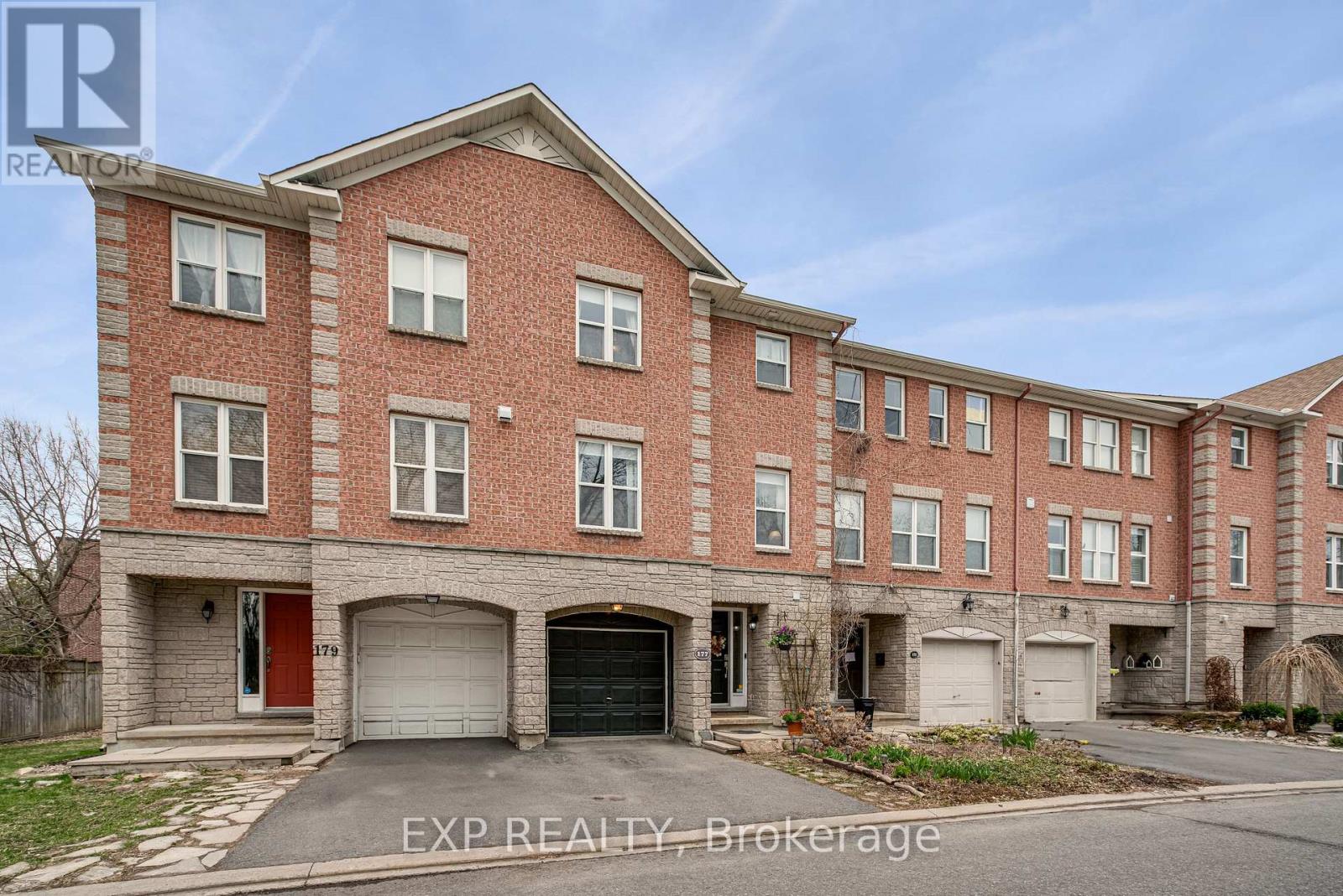 Property at 177 ARCOLA PRIVATE image 2