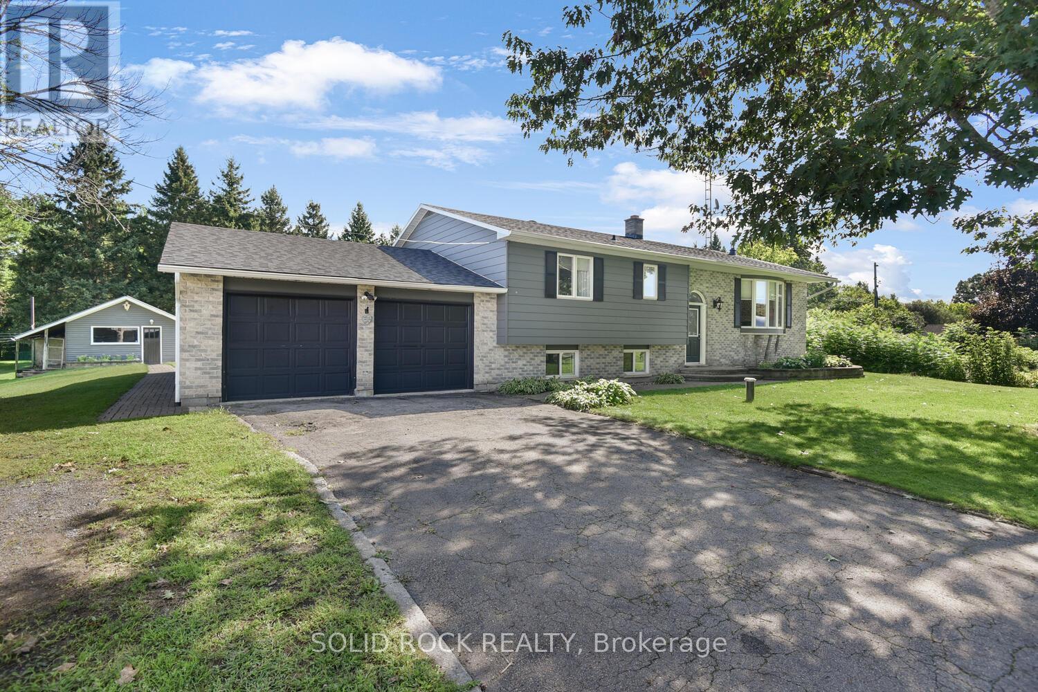 2597 North Campbell Road, Augusta, Ontario  K0E 1T0 - Photo 8 - X12145528