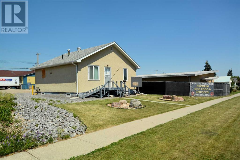 5614 2 Avenue, Edson, Alberta  T7E 1L8 - Photo 2 - A2217428