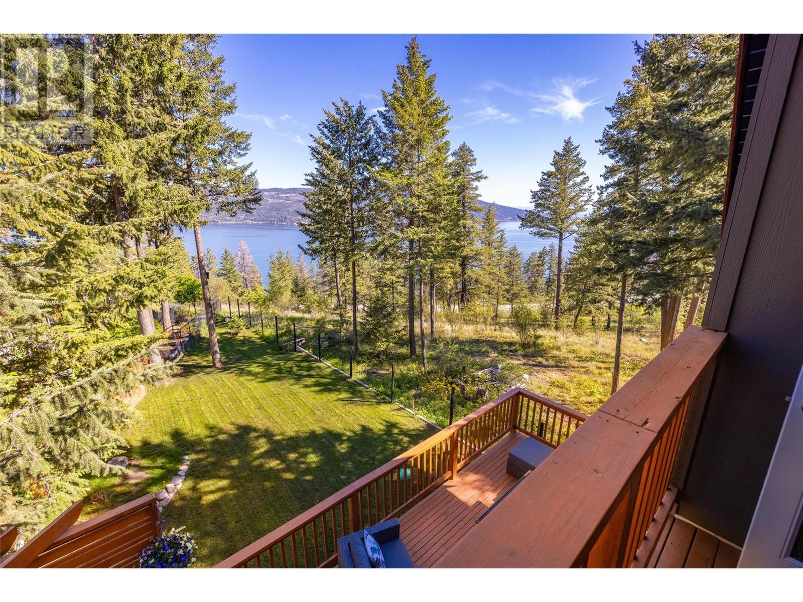 10231 Columbia Way, Vernon, British Columbia  V1H 2B6 - Photo 42 - 10347725