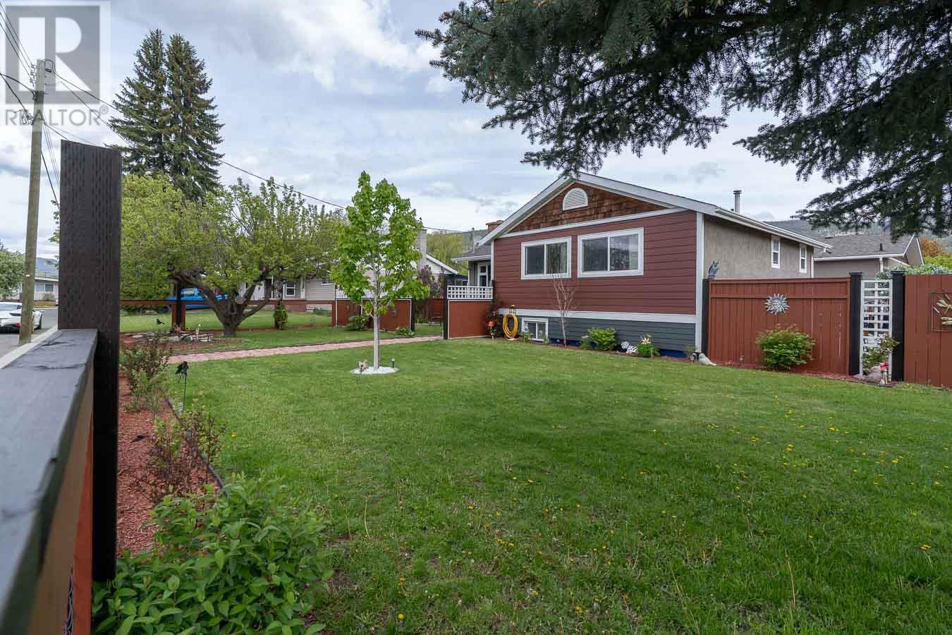 Property at 2199 Mamette Avenue image 2