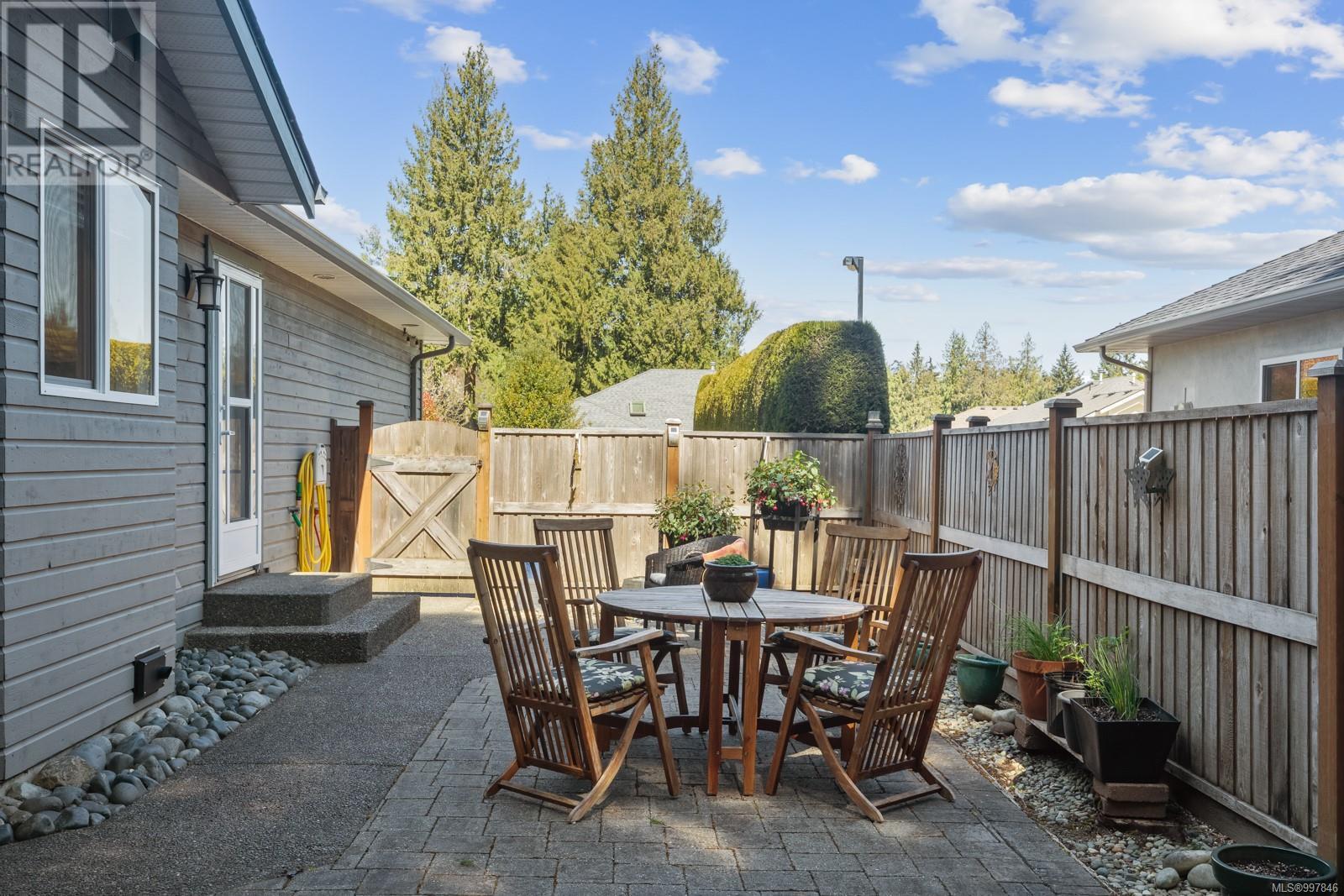 717 Redwood Dr, Qualicum Beach, British Columbia  V9K 2J2 - Photo 18 - 997846
