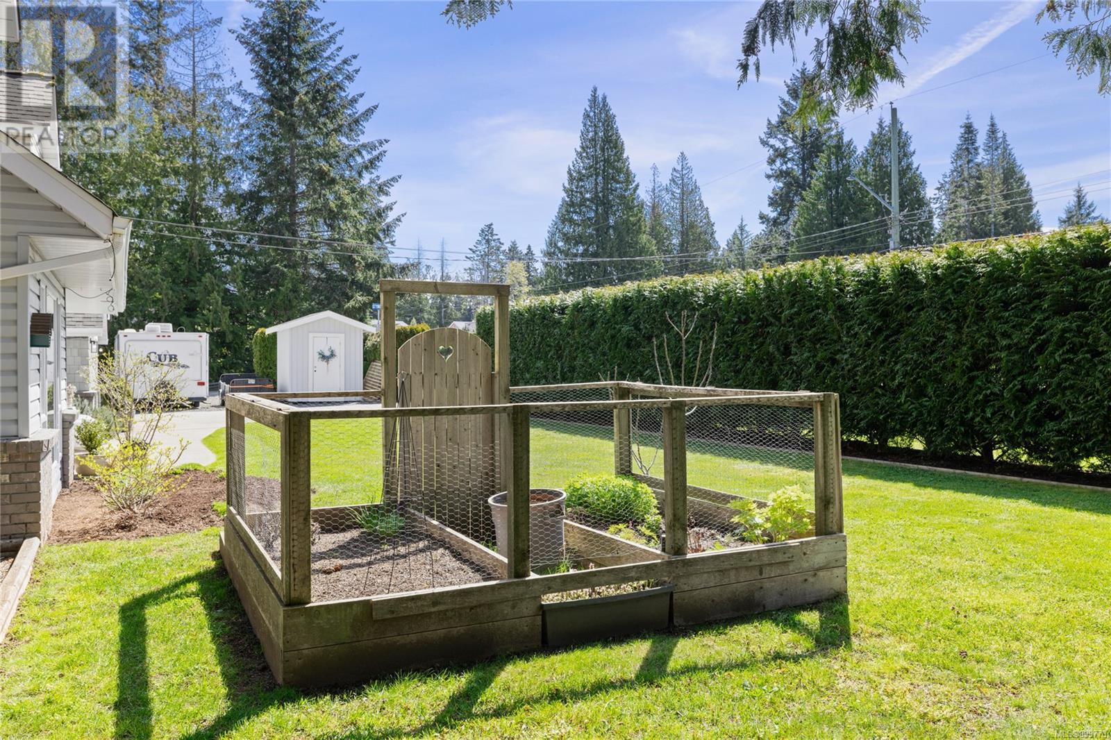 595 Eaglecrest Dr, Qualicum Beach, British Columbia  V9K 1E4 - Photo 53 - 999773