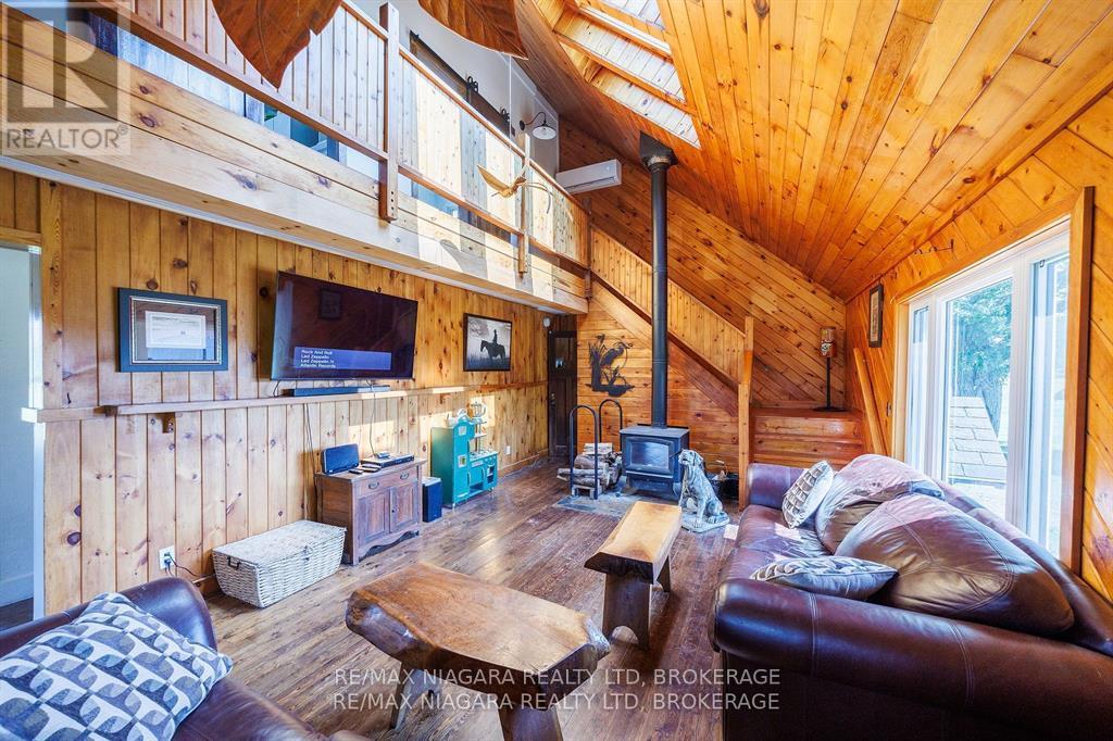 490 Mathews Road N, Fort Erie, Ontario  L0S 1R0 - Photo 19 - X12145485