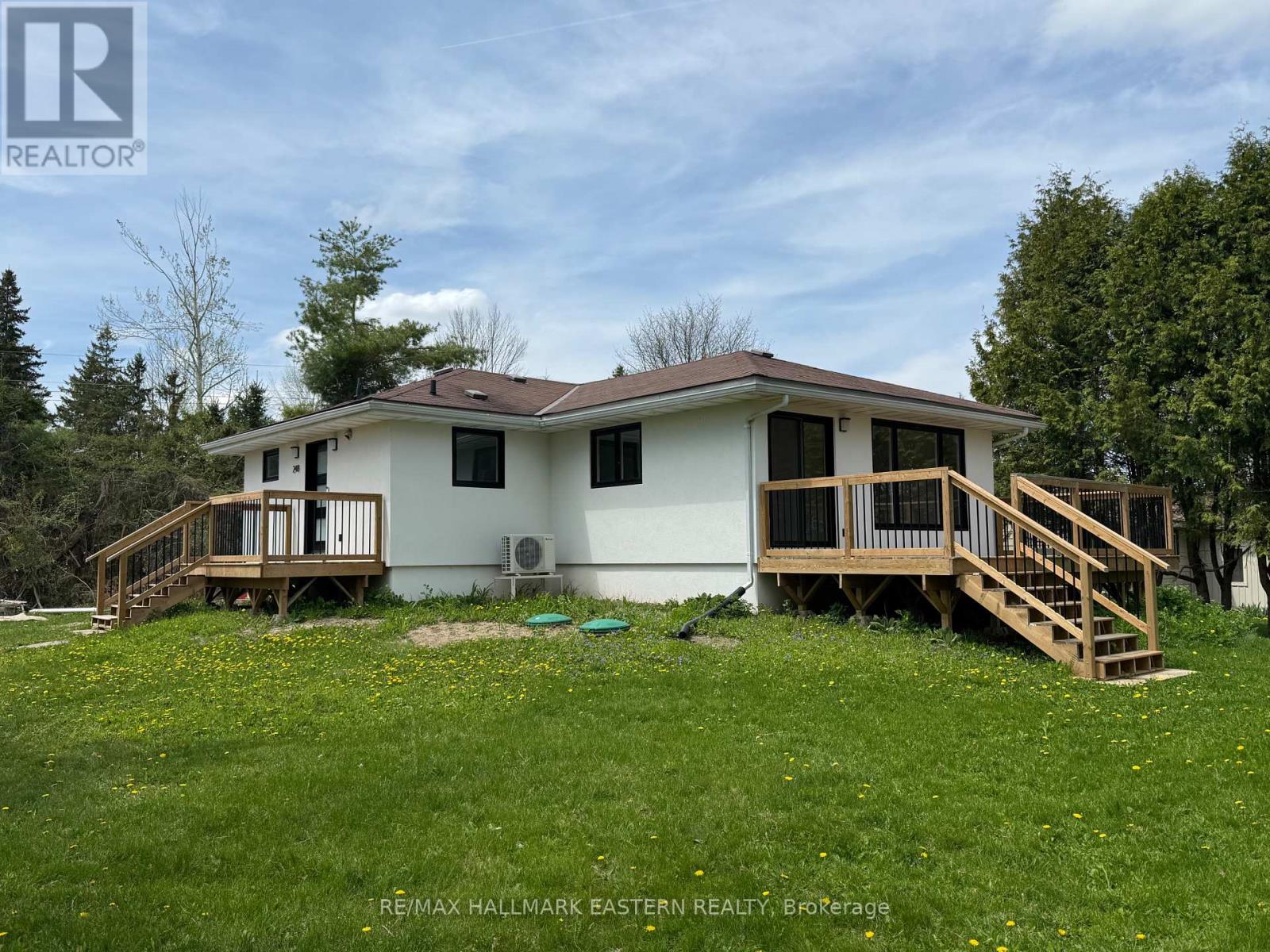 248 CROSBY DRIVE, Kawartha Lakes, Ontario