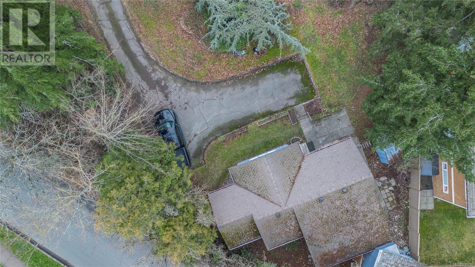 Property at 4567 West Saanich Rd image 5
