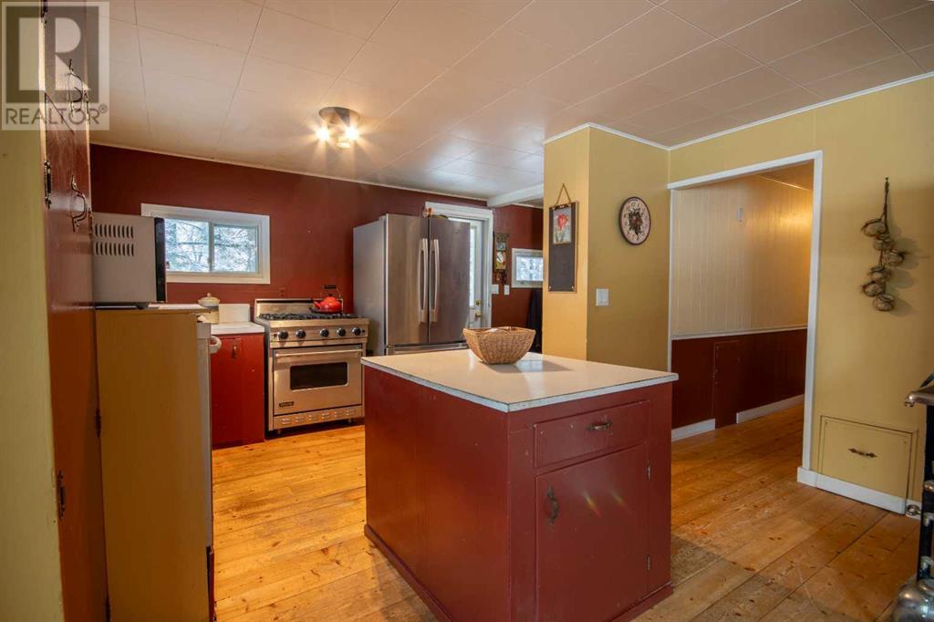 10, 32376 760 Highway, Rural Mountain View County, Alberta  T0M 1X0 - Photo 31 - A2206156