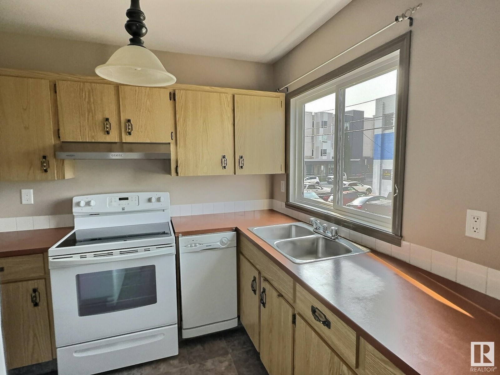 #202 10124 159 St Nw, Edmonton, Alberta  T5P 2Z9 - Photo 10 - E4436203