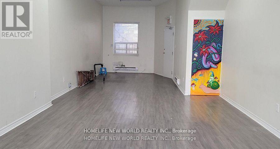 Property at 817 DUNDAS STREET W image 4