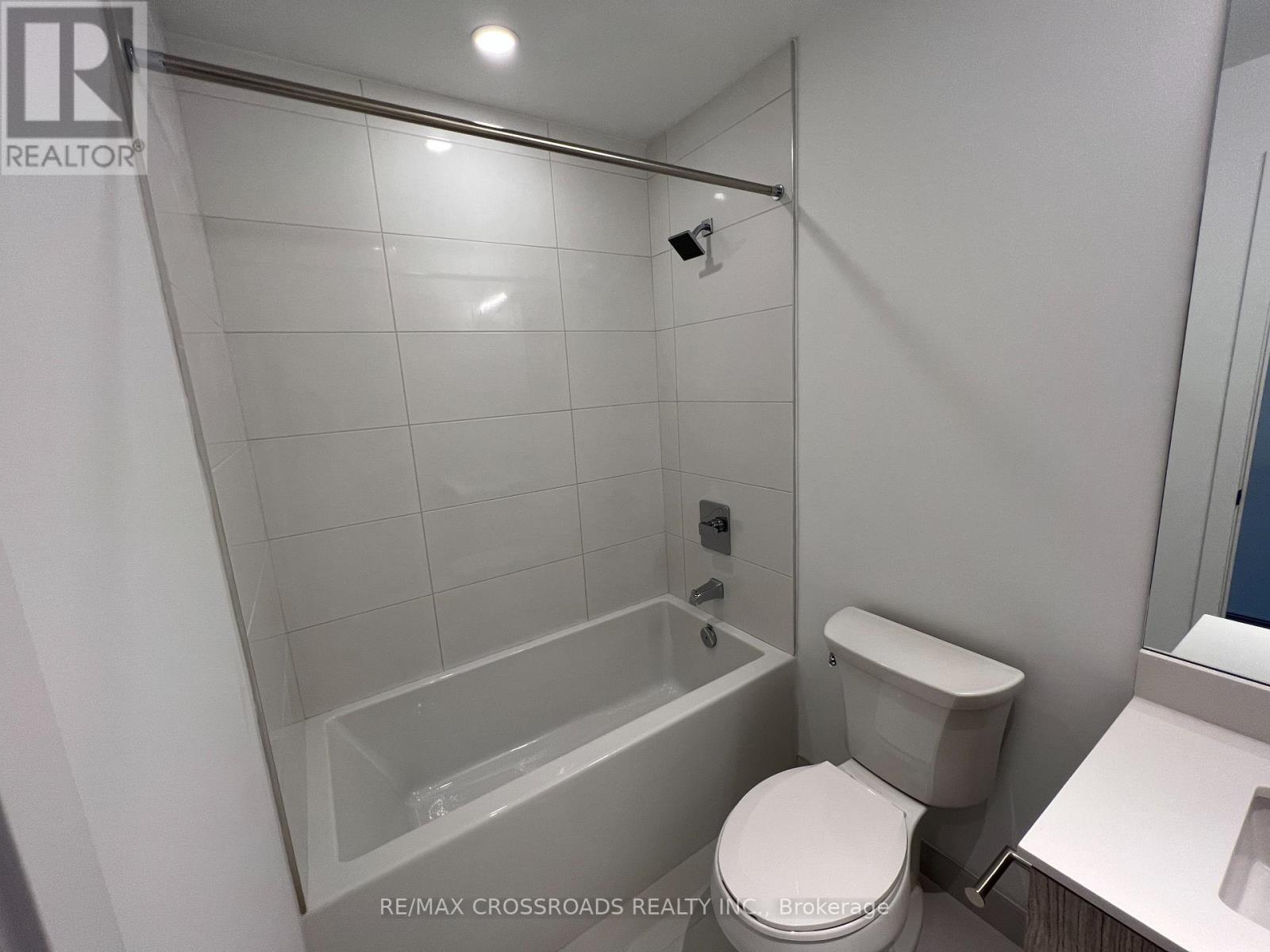 3508 - 395 Bloor Street E, Toronto, Ontario  M4W 0B4 - Photo 3 - C12145376