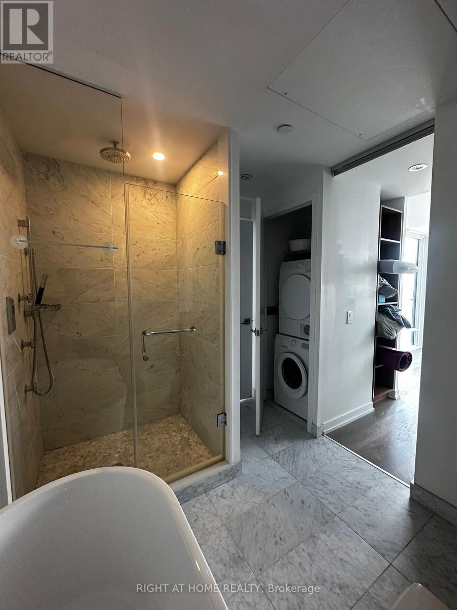 3015 - 488 University Avenue, Toronto, Ontario  M5G 0C1 - Photo 17 - C12145430