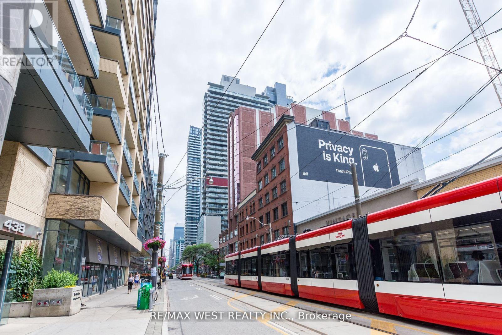 807 - 375 King Street W, Toronto, Ontario  M5V 1K5 - Photo 2 - C12145490