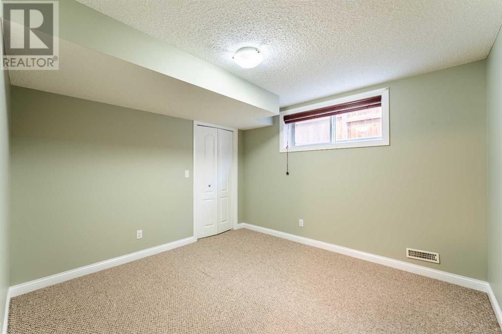 1032 Kingston Crescent Se, Airdrie, Alberta  T4A 0L3 - Photo 31 - A2216526