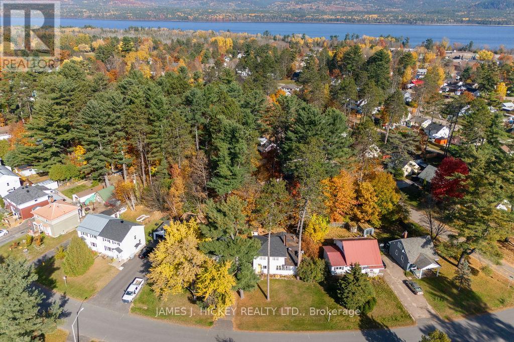 26 Rutherford Avenue, Deep River, Ontario  K0J 1P0 - Photo 45 - X12145554