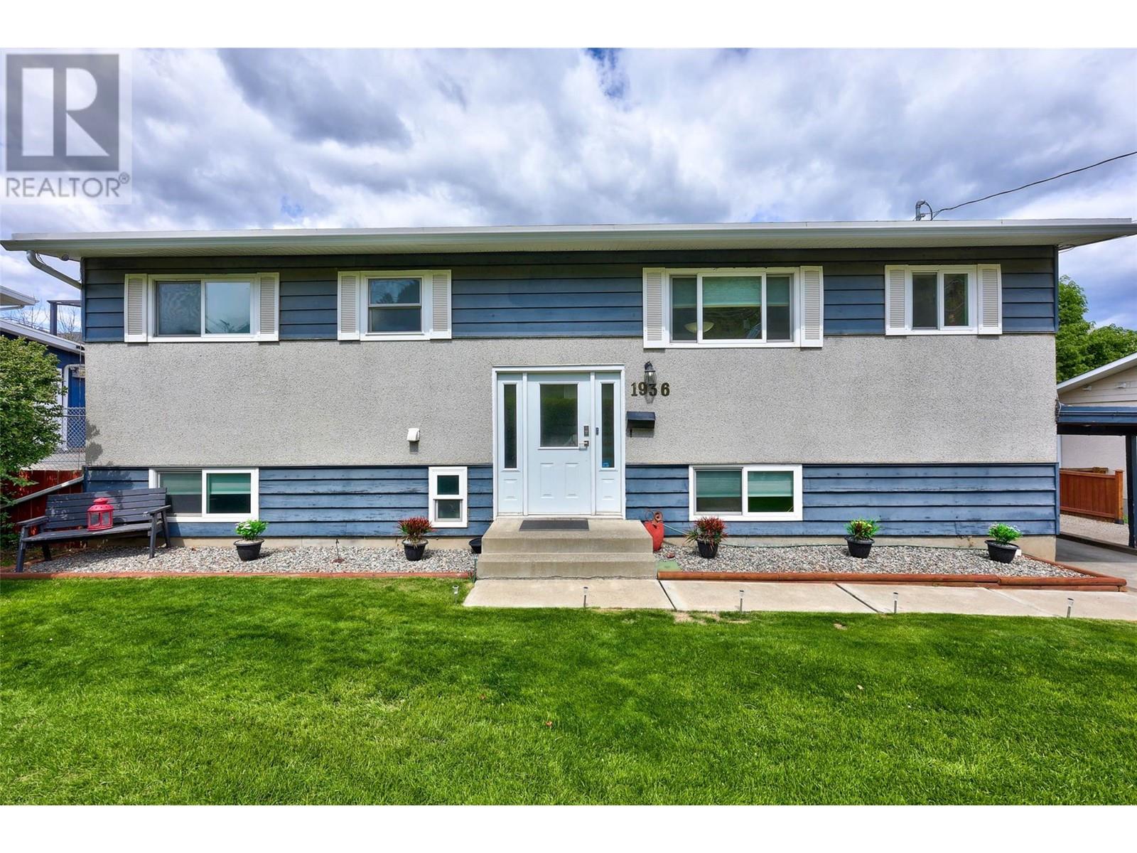 Property at 1936 VALLEYVIEW Drive image 1