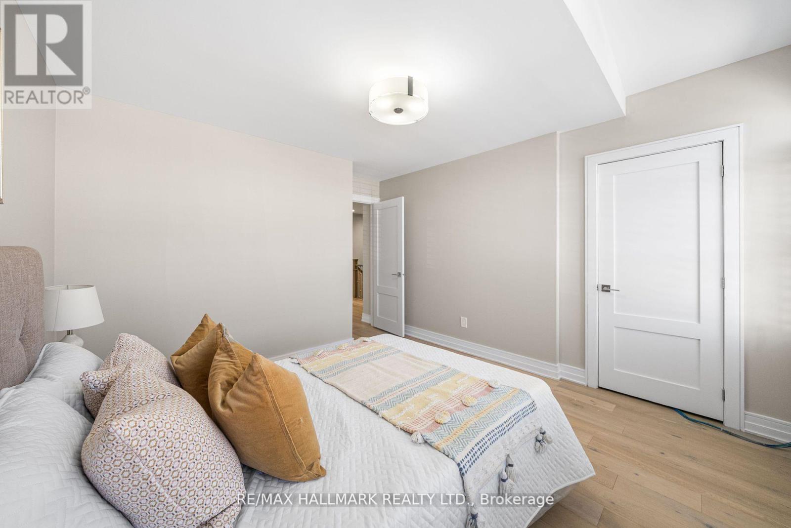 315 Granby Court, Pickering, Ontario  L1V 7B9 - Photo 23 - E12145323