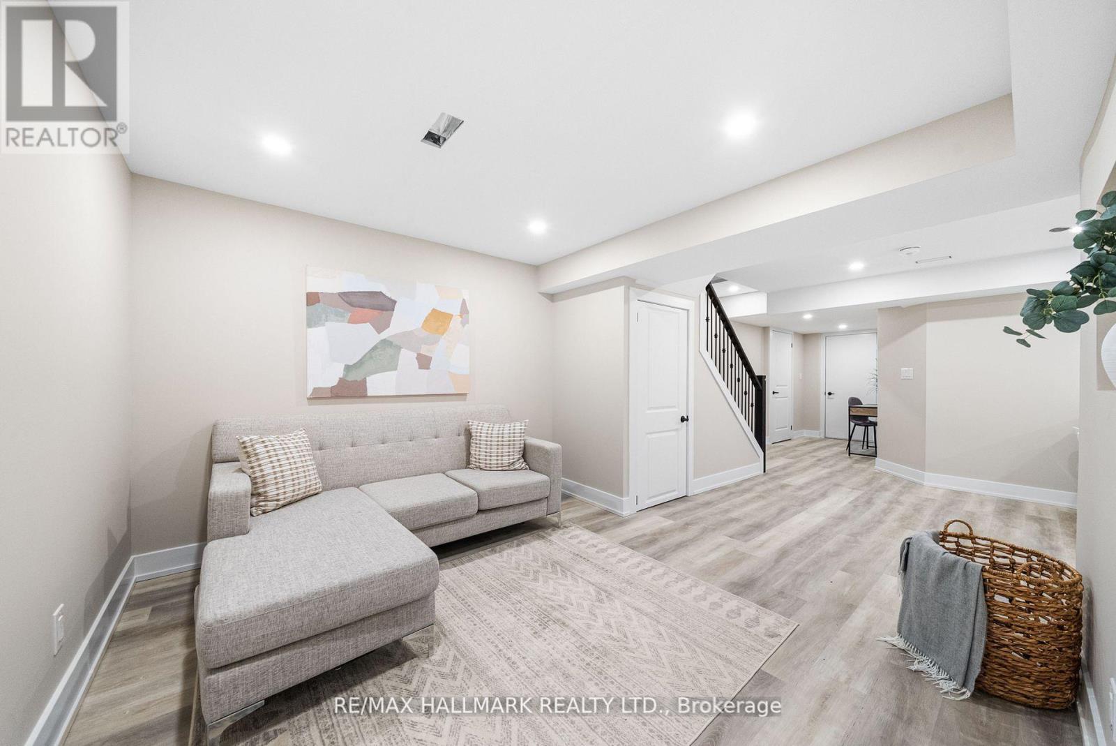 315 Granby Court, Pickering, Ontario  L1V 7B9 - Photo 37 - E12145323