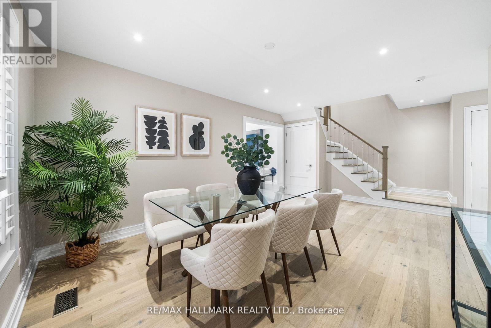 315 Granby Court, Pickering, Ontario  L1V 7B9 - Photo 5 - E12145323