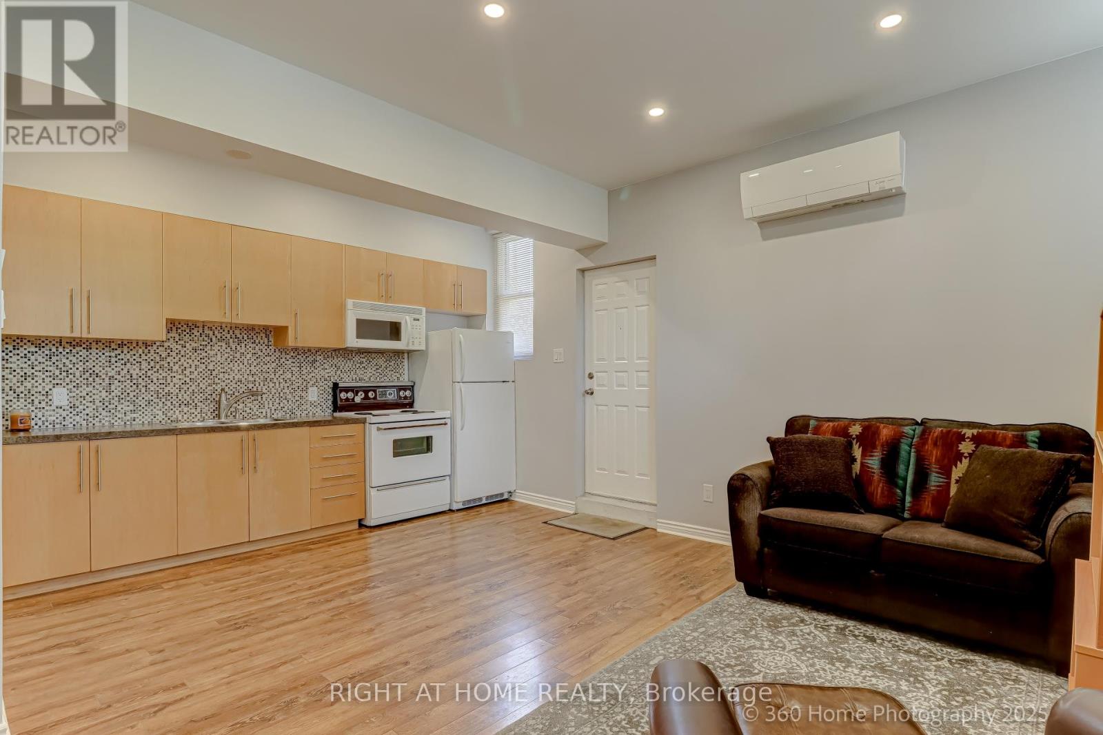 274 Pharmacy Avenue, Toronto (Clairlea-Birchmount), Ontario  M1L 3G2 - Photo 22 - E12145422