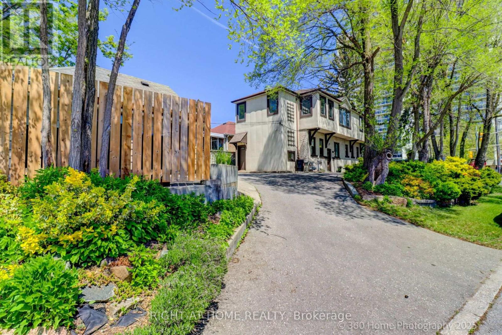 Property at 274 PHARMACY AVENUE image 5
