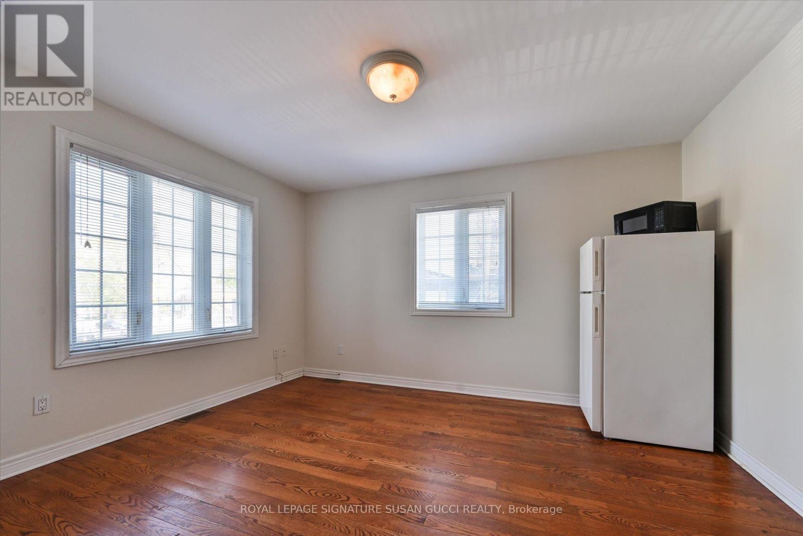 454 Donlands Avenue, Toronto, Ontario  M4J 3S5 - Photo 24 - E12145455