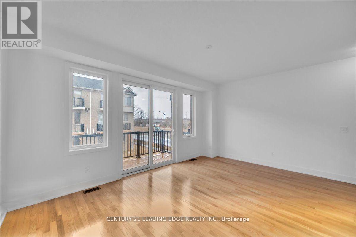 4 Nautical Way, Whitby, Ontario  L1N 0N2 - Photo 7 - E12145456